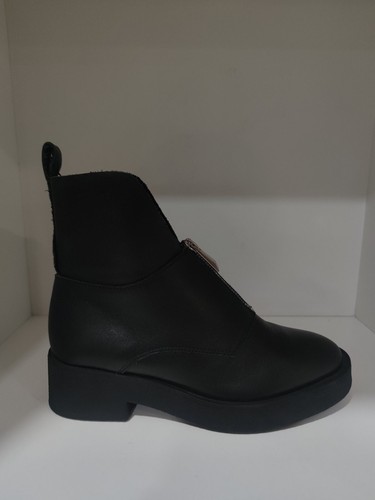 Leather boots zara
