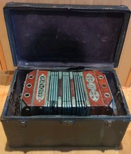 Fisarmonica vintage Pearl Queen Concertina con bottoni - con custodia