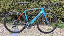 BICI DA STRADA GENESIS ZERO