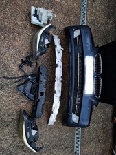 PARAURTI ANTERIORE BMW SERIE 5 SW E61 2007 LAVAFARI E PARK SENSOR FARI COME FOTO