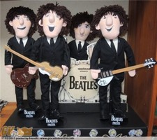 Beatles - Paul McCartney - Bambola APPLAUSE del 1987 con Basso Hofner - 56cm