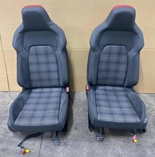 Tappezzeria Volkswagen Golf 8 GTI Tessuto con pelle e alcantara
