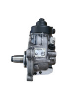 Pompa gasolio BMW B37D15A BMW 116 D F20 1.5 td Codice pompa: 0445010588