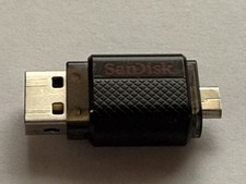 32GB SanDisk Doppia Chiavetta
