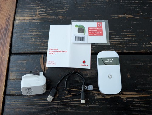 Vodafone mobile wifi - vodafone, r203-z