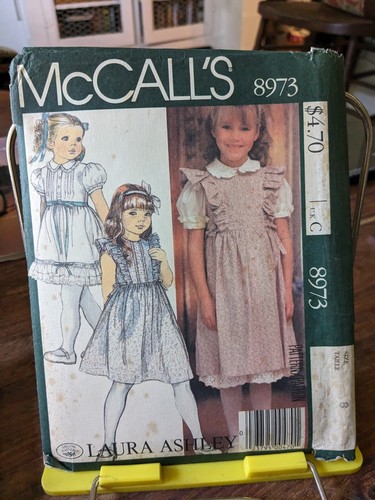 Vtg 1984 laura - vtg,