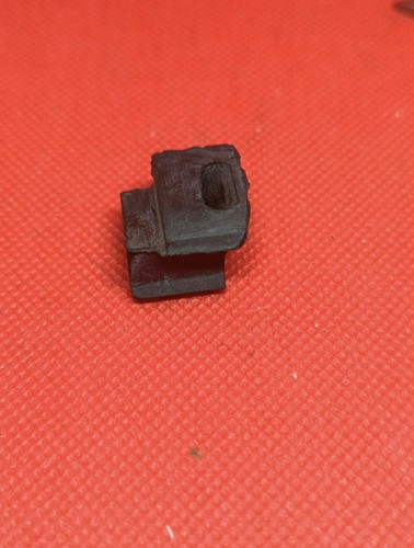 Hrd 125 tau - , gommino