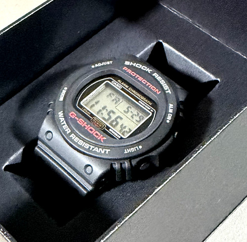 Casio shock dw5750ue 1jf - casio, dw5750ue-1jf