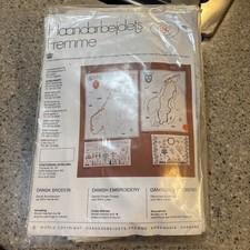 NUOVO Haandarbejdets Fremme danese "SVEZIA" kit punto croce da appendere a parete