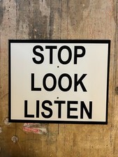 INSEGNA ASCOLTO STOP LOOK