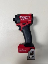 Milwaukee avvitatore ad