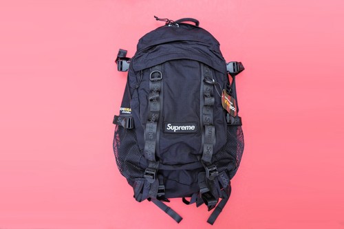 Zaino supreme ss26 nero - supreme,