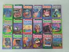 Lotto 18 PICCOLI BRIVIDI / Stine no adesivi (Casa, Pupazzo, Lupo, Mutante ecc..)