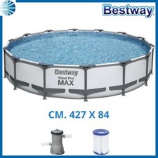 Piscina fuoriterra fuori terra