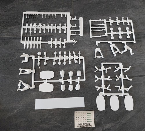 Figurine militari multipose