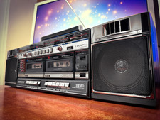 CROWN BOOMBOX 🌈RaRe🌈