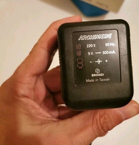Alimentatore segreteria - alimentatore,