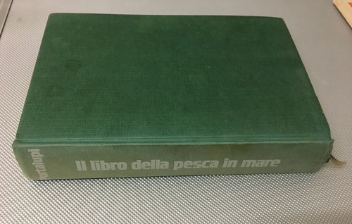 Libro della pesca in - il,