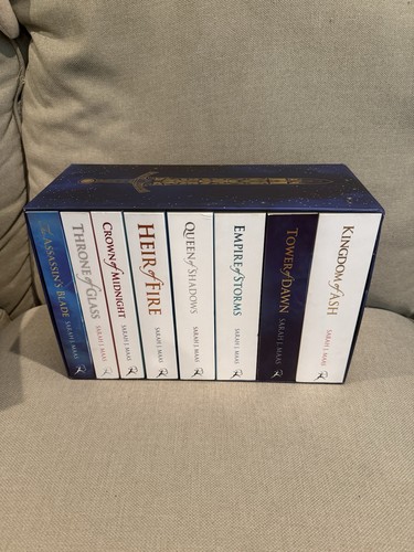 Throne glass book - glass, set