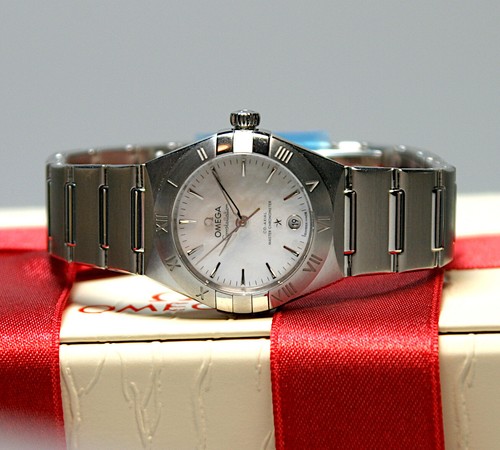 Omega constellation axial - omega, co-axial