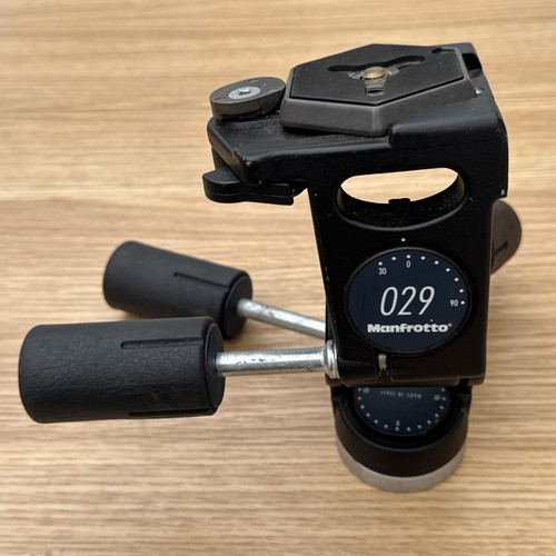 Manfrotto 029 testa - testa, treppiede