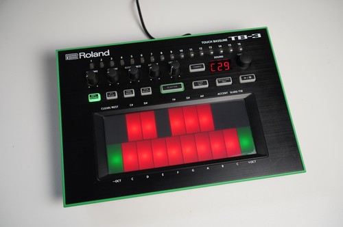 Roland aira - roland, tb-3