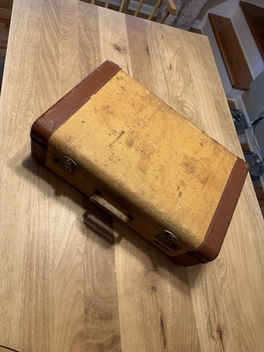 Valigia vintage bianca stella