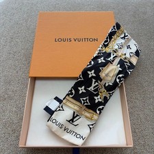 Sciarpa Twilly usata LOUIS