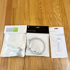 Lotto di 3 accessori Apple