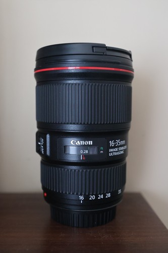 Canon 35mm l is usm - f/4,