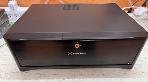 Caja silverstone sst gd06b - pc, sst-gd06b