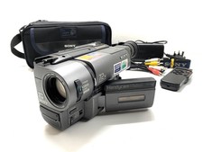 Videocamera digitale a nastro Sony CCD-TRV35E Video8 HANDYCAM set completo funzionante