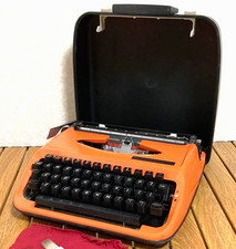 Macchina da scrivere portatile