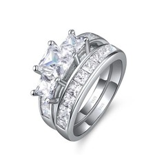 Anelli di fidanzamento da