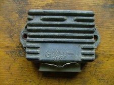 PIAGGIO VESPA REGOLATORE TENSIONE PLESSEY  PX - E 80 125 150 200 12V 12 80 W 80W