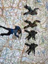 Lotto 5 Soldatini In Gomma ( Cromoplasto/ Isas) Scala 1/32 Anni 70