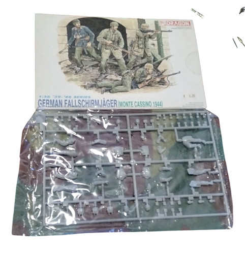 Kit montaggio soldatini - soldatini, dragon