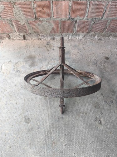 Antica ruota ferro battuto - ruota,