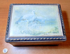 Scatolo metallo con opere