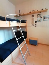 Cameretta ragazzi color rovere