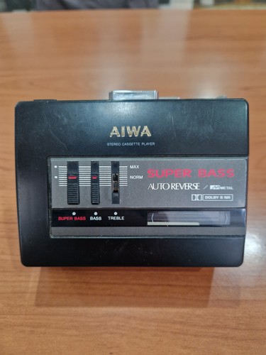 Aiwa super bass autoreverse - super,