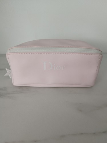 Dior trousse maquillage rose - maquillage,
