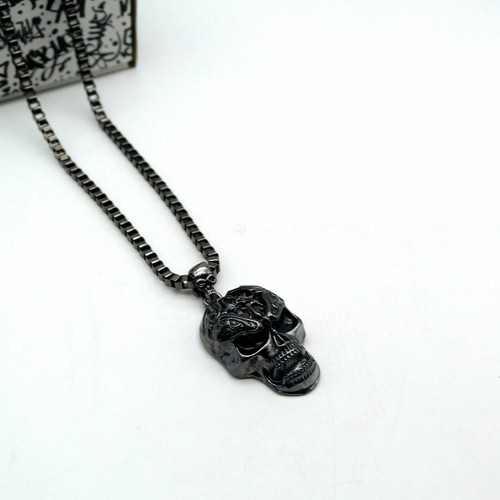 Collana con pendente - , ciondolo