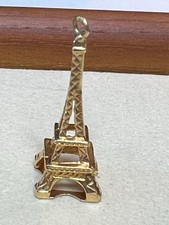 Charm Torre Eiffel in oro