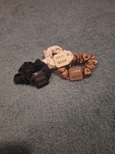 3 MIU MIU Hair Elastics