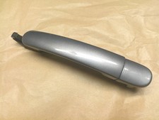 MANIGLIA EST. PORTIERA X: GOLF 4,5,BORA,POLO,LUPO,PASSAT,A2. ORIG.