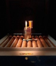 Accendino Rothschild, colore