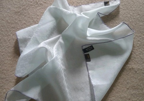 Foulard fendi nuovo con - fendi,