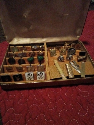 Gemelli vintage venduti come