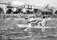 Cartolina Loano Bagni Florida dal mare animata pattino moscone 1958